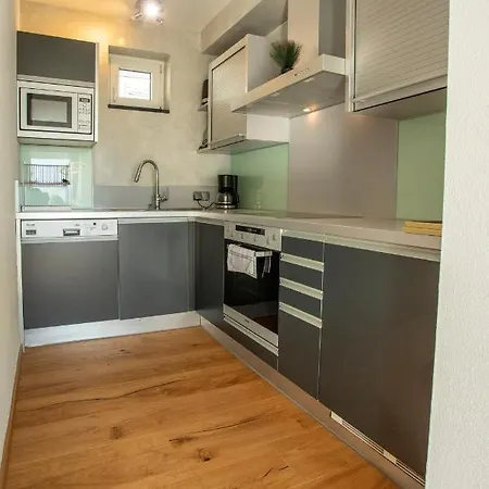 Modern Mountain I Free Parking Апартаменты *